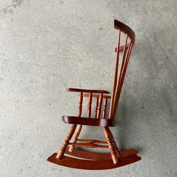 Vintage Doll Sized Wooden Rocking Chair, Cottagecore, miniature - Picture 2 of 8